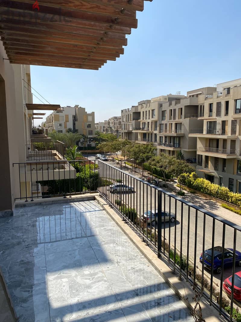 Apartment للايجار بسعر حصري جدا في ايستاون سوديك  Eastown التجمع 3