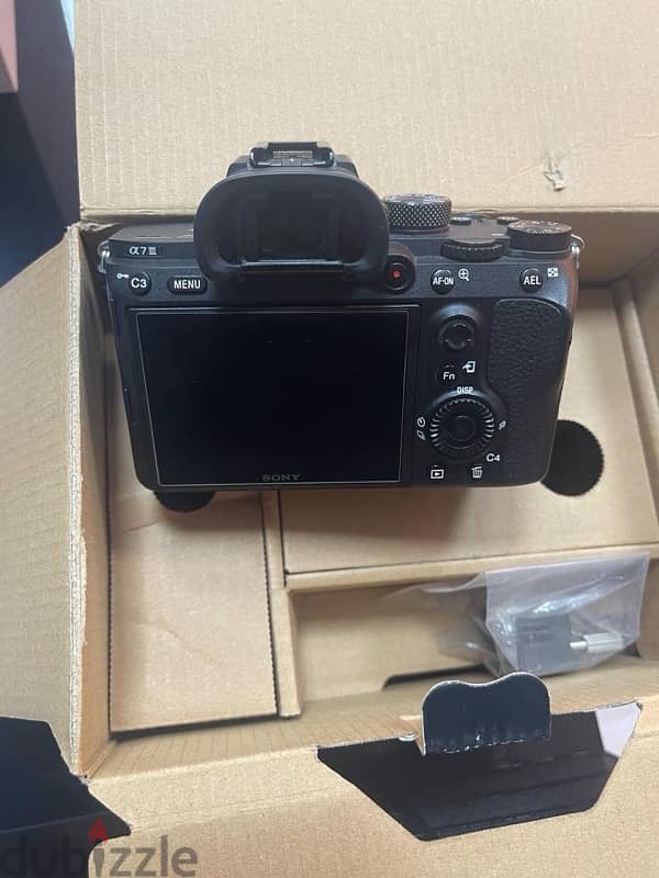 sony a7iii uead like new 1