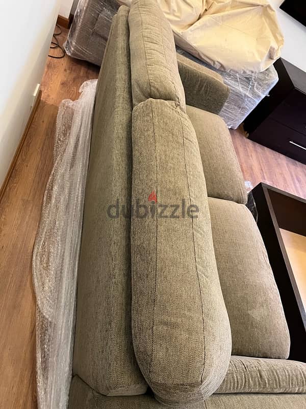 Linen Couch - كنبه كتان 1