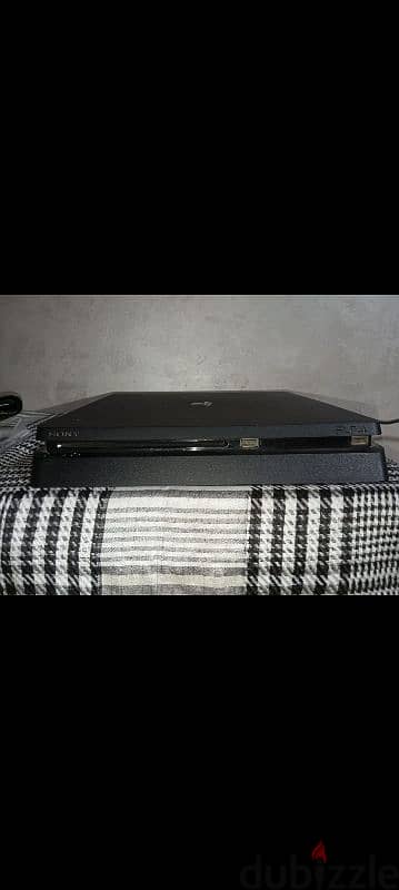 ps4 slim مستعمل 1