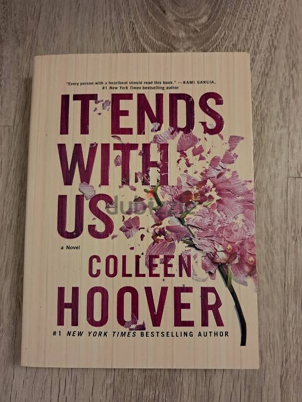 It Ends With Us by Colleen Hoover 0