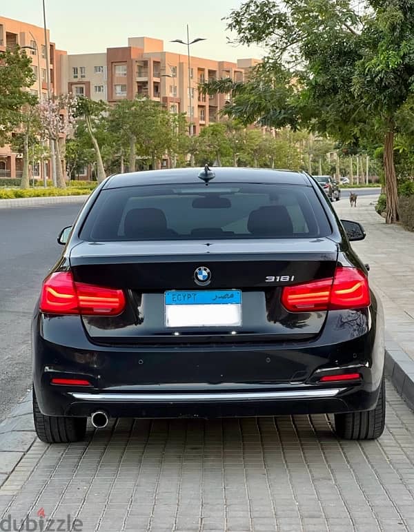 BMW 318 2017 6