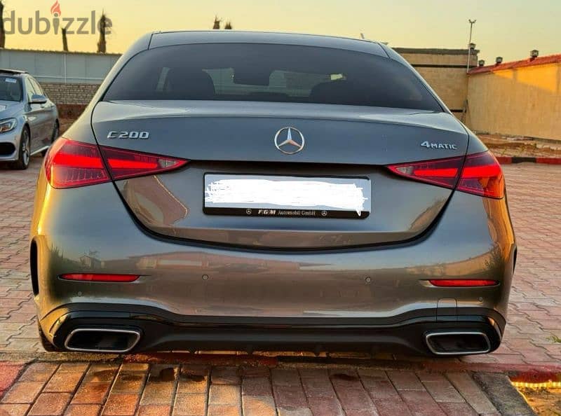 مرسيدس بنز سي 200 AMG full night packdge موديل 2022 فابريكا برا وجوه 4