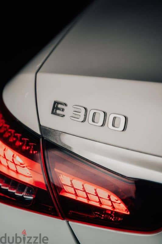 Mercedes-Benz E300 3