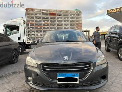 Peugeot 301 2015 high line