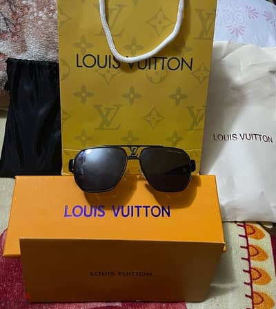 نظارة شمس louis  vittioun