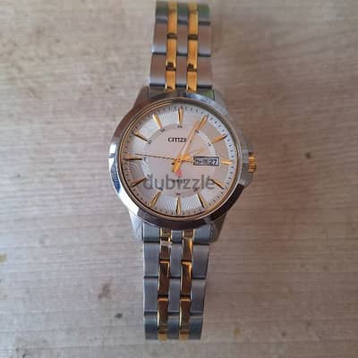 ساعة CITIZEN original  لم ارتديها ولا مره. ب 3500 بدلا من 6200