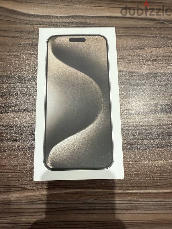 Iphone 15 pro max 256GB titanium colour 92% with box 2