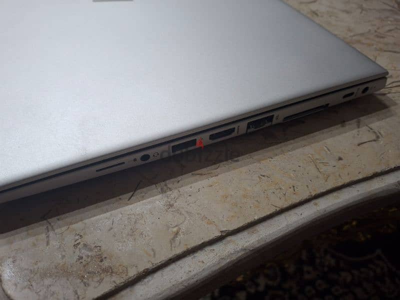 hp elitebook 745 G5 1