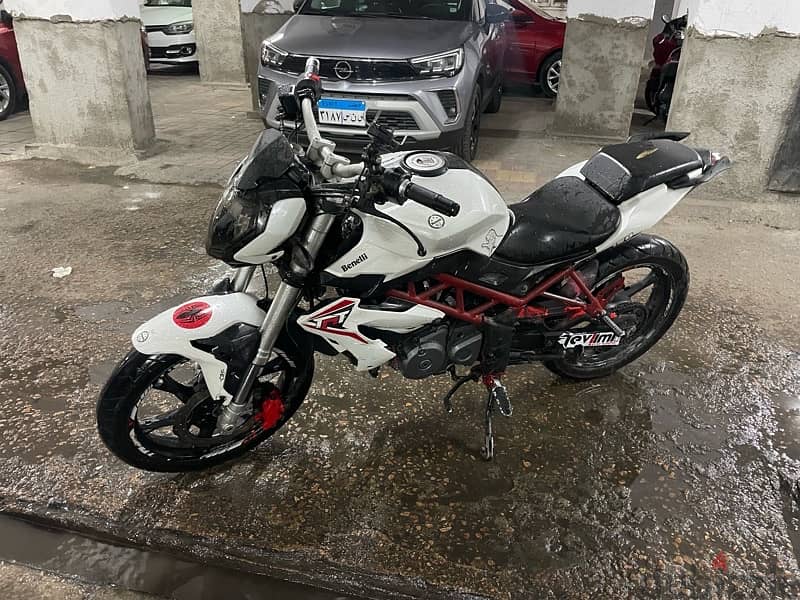 benelli tnt 150cc 3