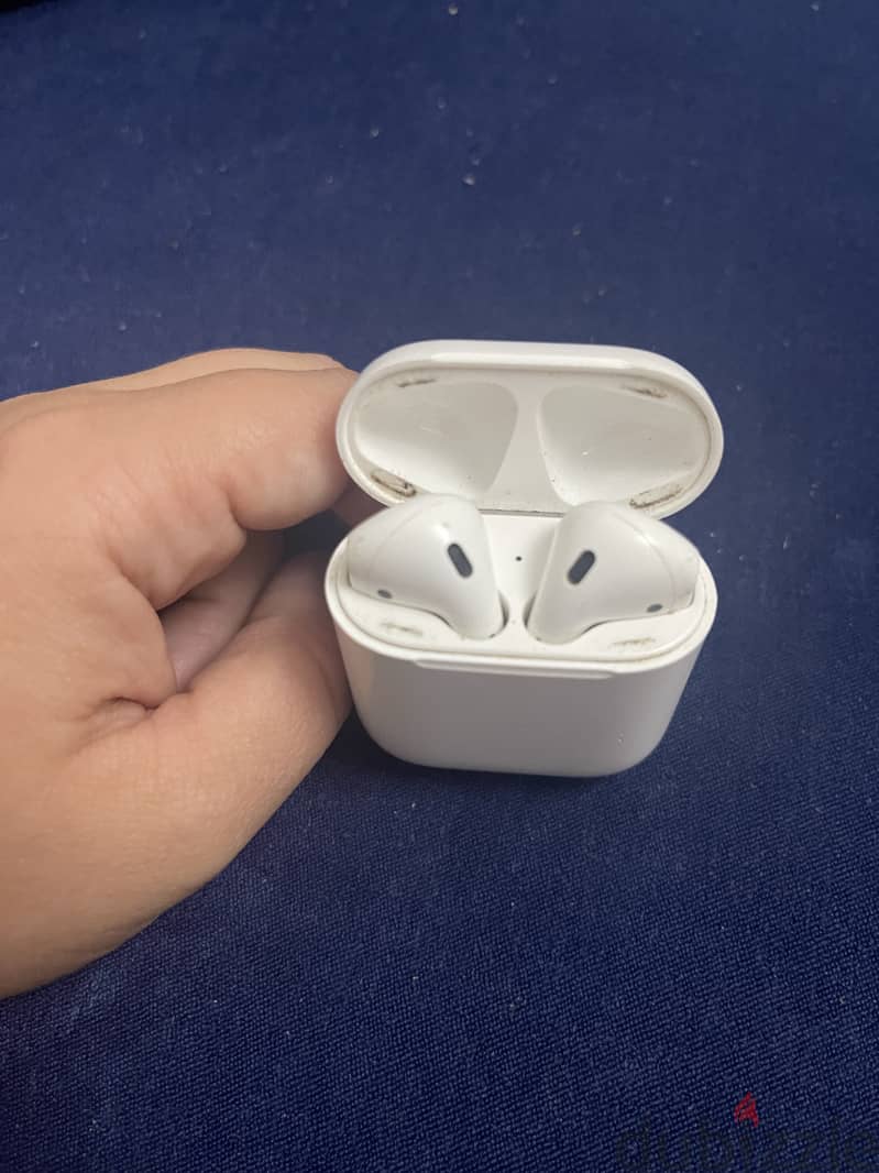 AirPods 2