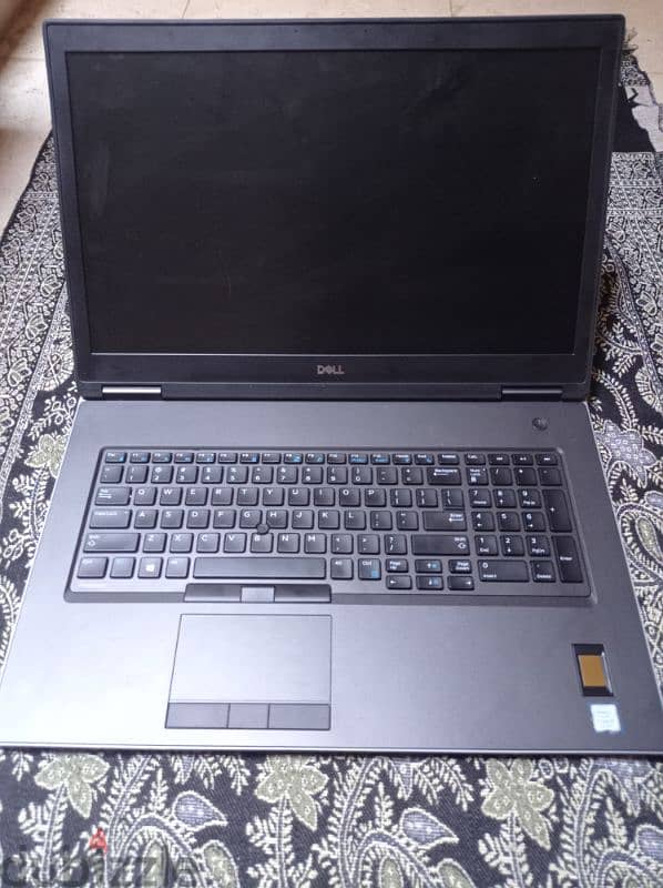 لابتوب dell percesion 7710 2