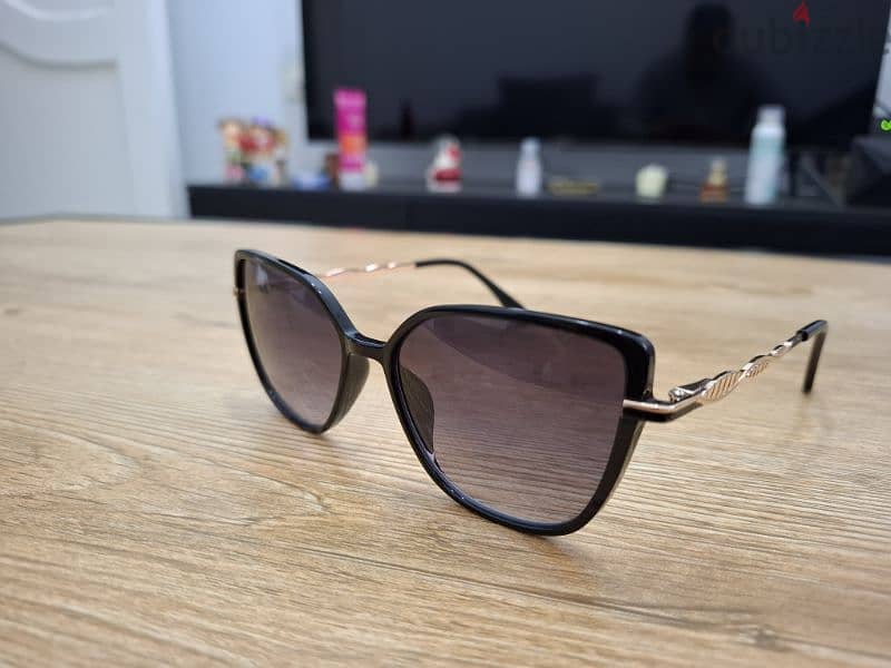 miu miu sunglasses 4