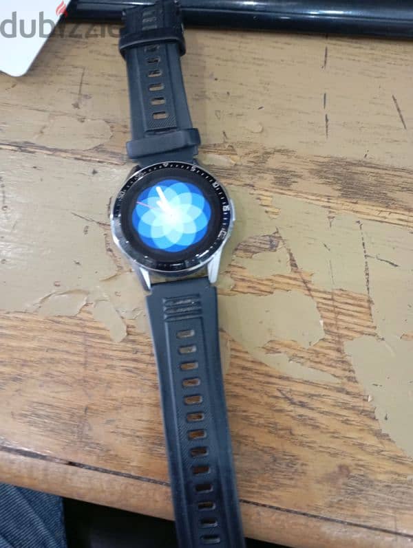 smart watch Gt2 used carrfully 1