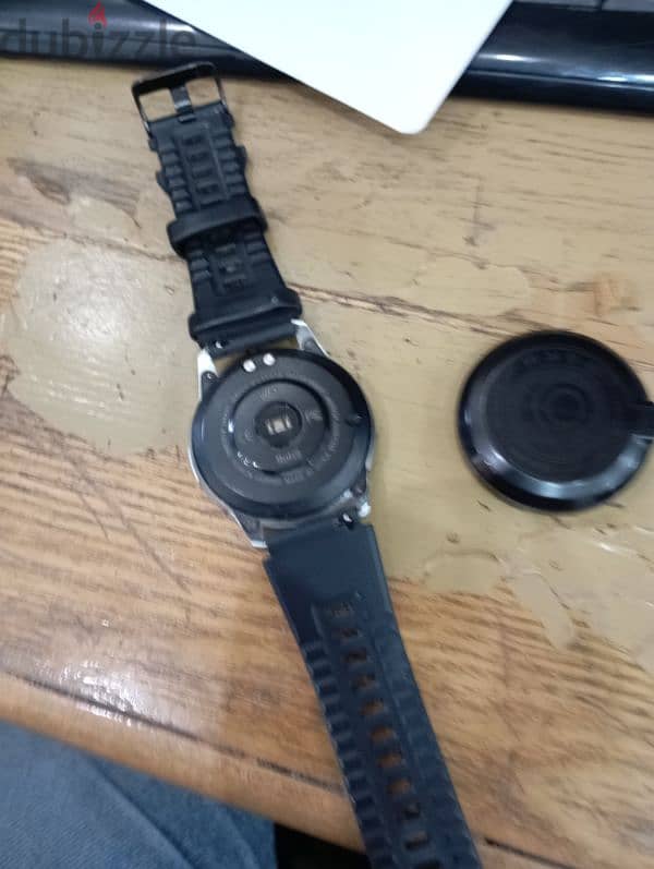 smart watch Gt2 used carrfully 2