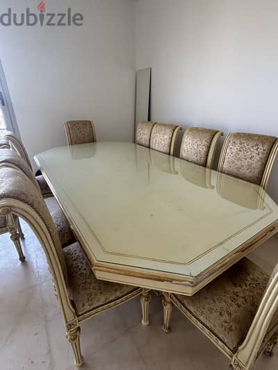 Classic dining table - خشب زان