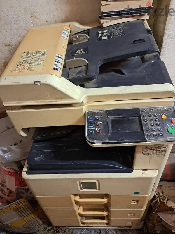 ماكينة Kyocera  Taskalfa 250ci وماكينة kyocera "fs6025mfp 2