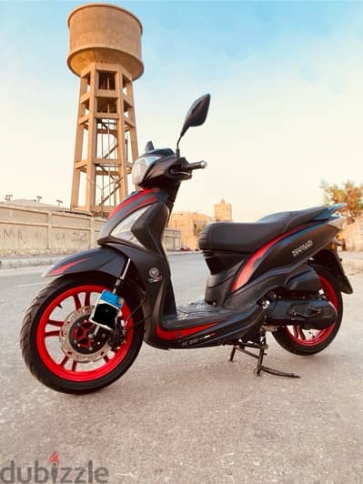 اسكوتر ڤيجوري st plus 200cc كسر كسر زيرو