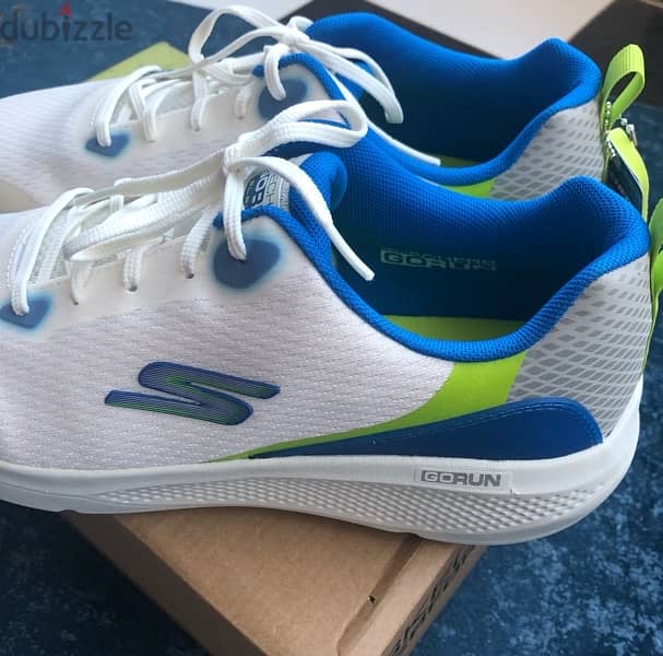 حذاء سكتشيرز Skechers مقاس 45 1