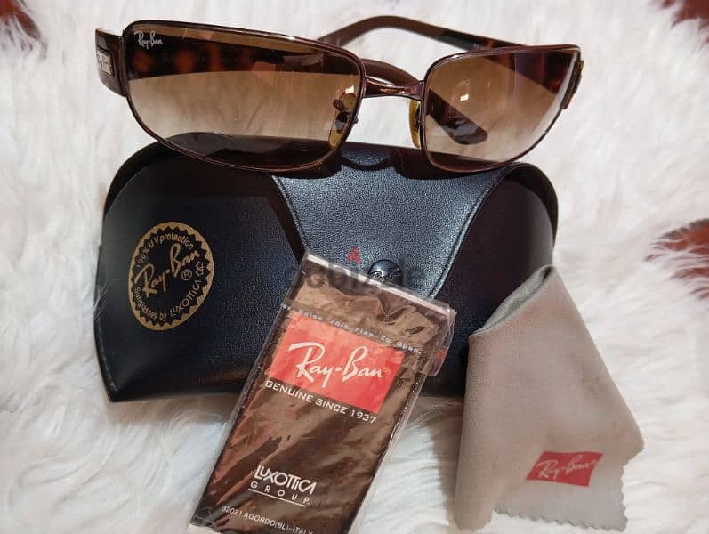 ray ban glasses / نظارة ري بان 2