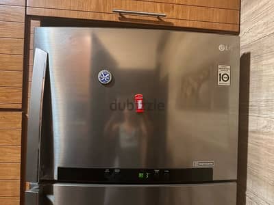 LG refrigerator