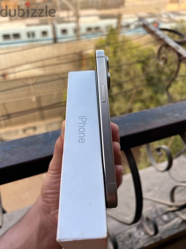 iphone 15pro256g 2sim battery 92%||ايفون ١٥برو٢٥٦جيجا شرحتين 3