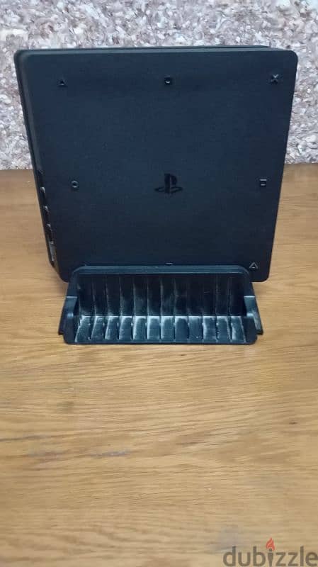 PS4 Slim 1TB 1