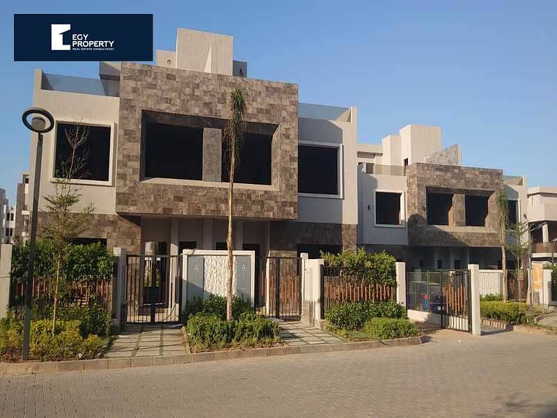 For quick sale , villa with installments in Sun Capital Compound in October 0