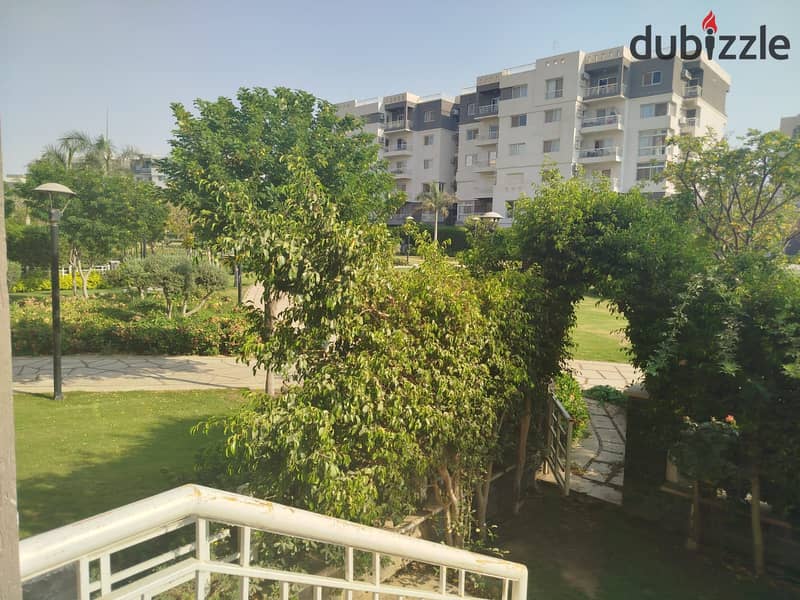 An apartment ground floor with garden , in b10 at Madinaty city , wide garden view , very closed to the services of the area , craft zone . 0