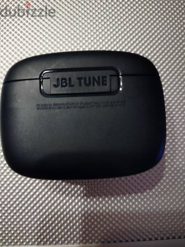 JBL tbeamblk wireless استخدام اسبوع واحد فقط 4