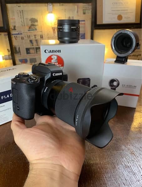 canon m50 mark 2 ( like new ) 0