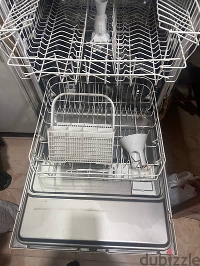 clean excellent dishwasher