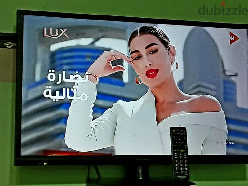 تكنولوجيا يابانى غنى عن التعريف شاشه باناسونيك 32بوصهF-HD/LED ولا كلمه 8