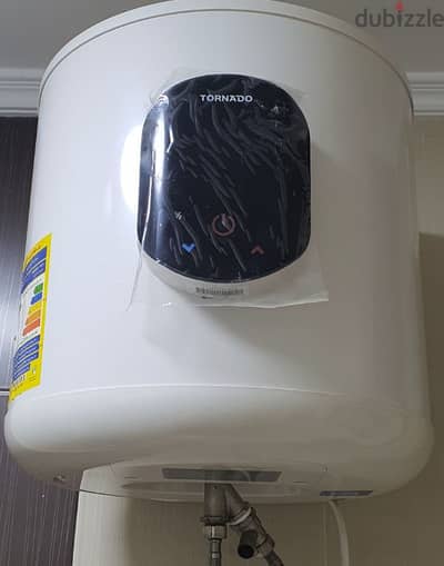 TORNADO Electric Water Heater 35 L Digital Off White EWH-S35CSE-F