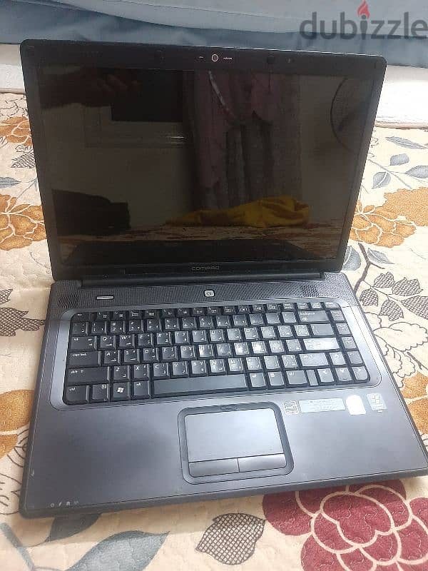 لاب توب hp compaq بحالة ممتازة 0