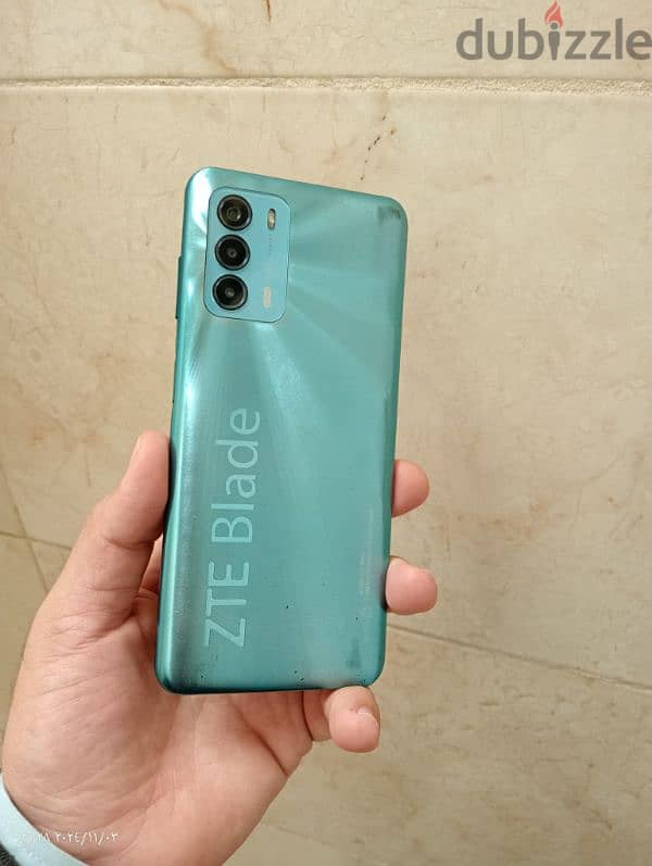 ZTE Blade V40 Vita 5