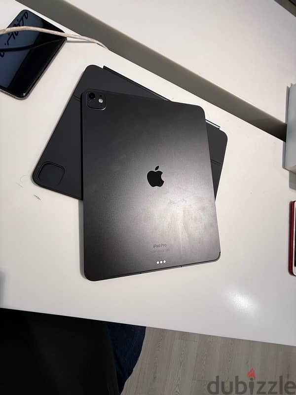 IPAD 13-inch M4 cellular 0