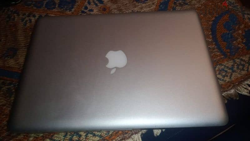 macbook pro 2011 1