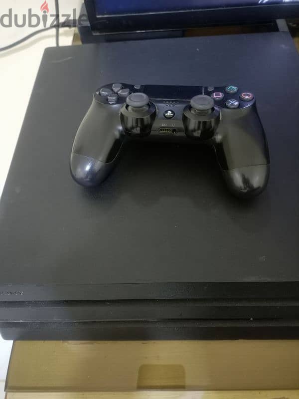 PS4 PRO 1 T 0