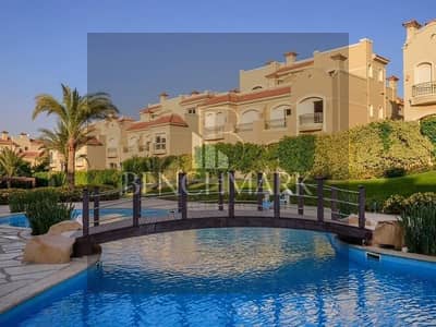 Villa 255 meters for sale, immediate delivery in La Vista City Compound, New Cairo, next to the Fifth Settlement, with a 30% discount