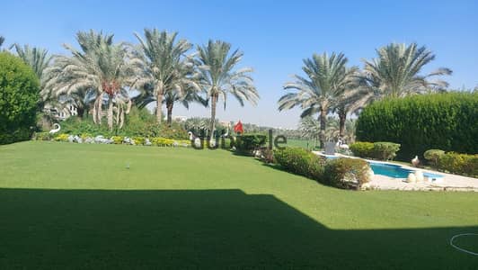 Distinctive villa for rent with swimming pool and golf view in Katameya Dunes