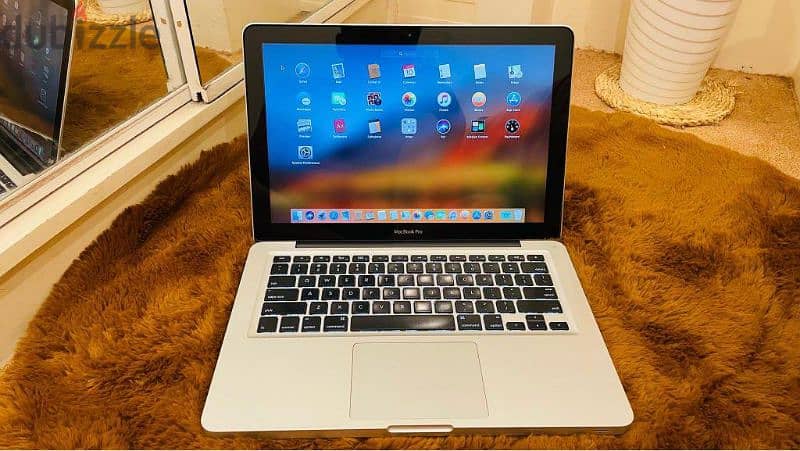 حالتة زيرو لابتوب ابل Apple MacBook Pro بمواصفات ممتازة 3