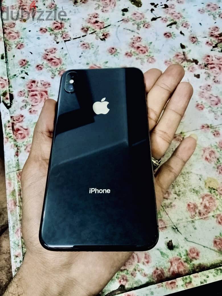 01153631907 ايفون Xs max 1