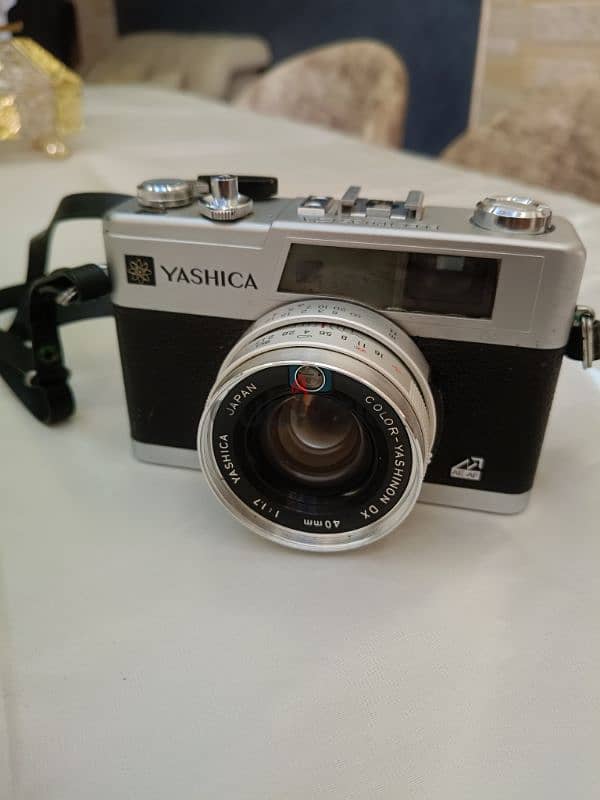 yashica 35gx  كاميرا ياشيكا 4