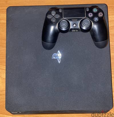 Ps4 with 1 original controller and FIFA20