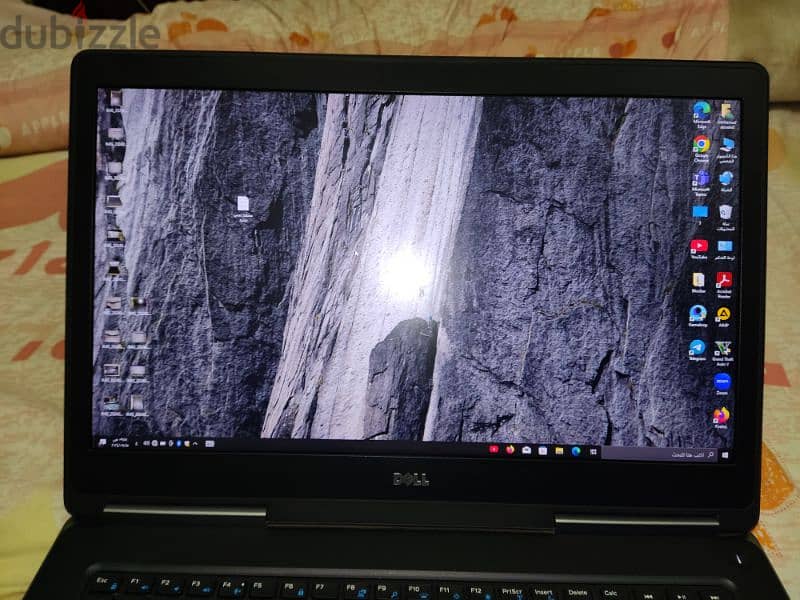 وحش الاداء Dell precision 7720 1