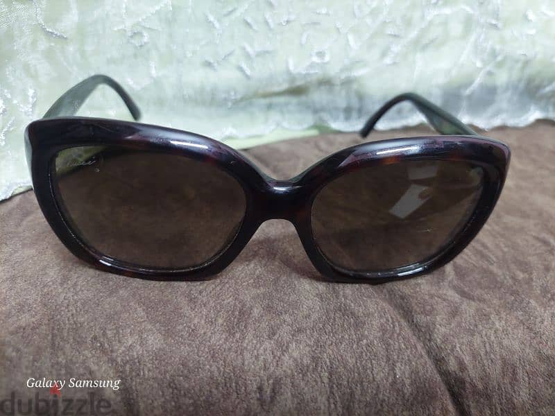 Original Gucci sunglasses نظارة شمس جوتشي كارتيه 4