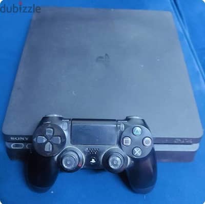 PlayStation 4slim