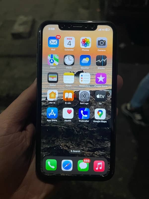 iphone 11 black 3