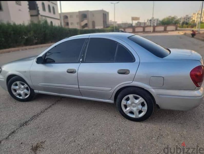 Nissan Sunny 2009 3